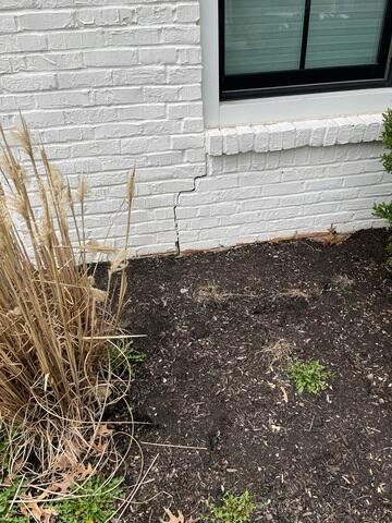 Vertical Cracking in Outside Brick in Montgomery, OH