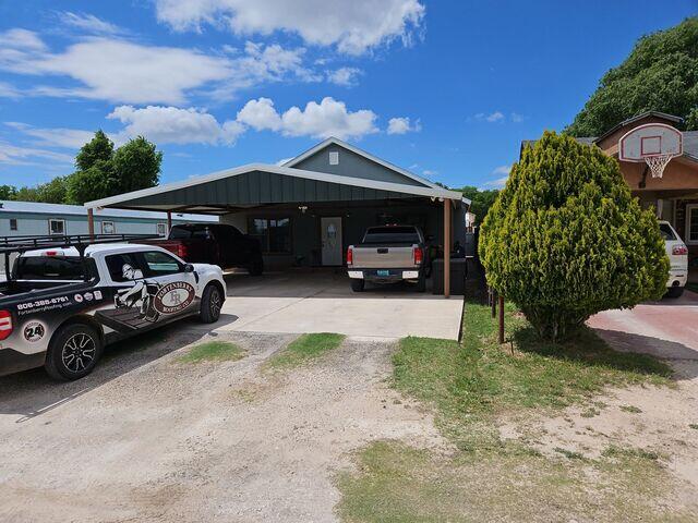 Front View of home.
