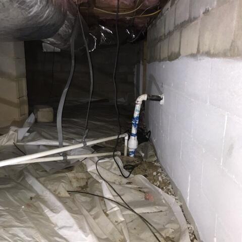 Crawl Space Before Encapsulation - Chapel Hill, NC