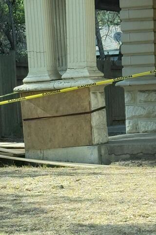 The Leaning Columns