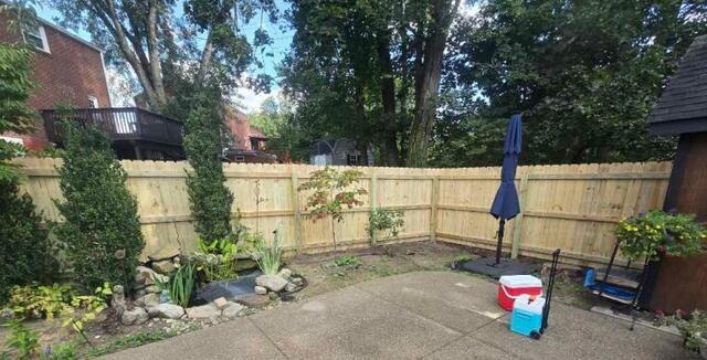 6' Privacy Natural Pressure Treated Wood Fence/ (1) 4' gat