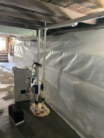 SaniDry XP Dehumidifier & TripleSafe Sump Pump