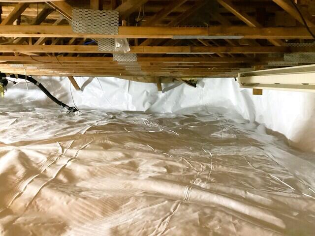 CleanSpace© Brightens The Whole Crawl Space!