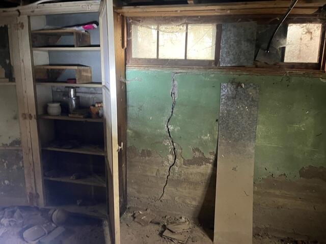 Wall Cracks In Basement