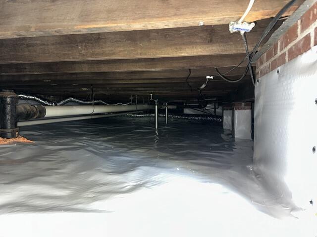 Crawl Space Transformation in Blountstown, FL