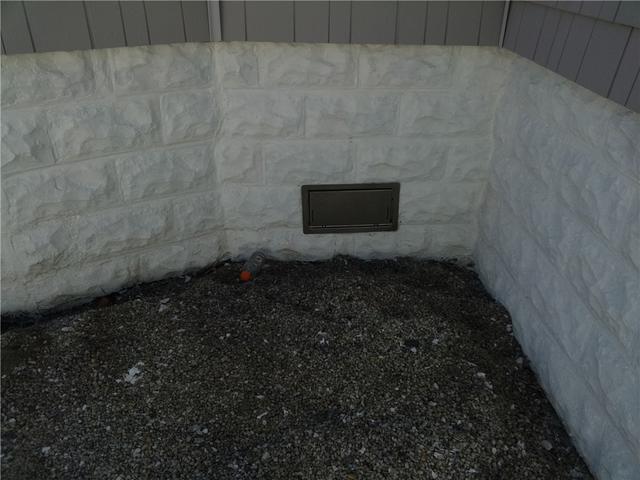 <p>By equalizing the pressure between flood waters and the home, flood vents protect the foundation from cracking.</p>