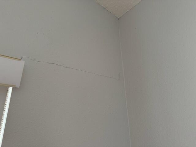 Interior Wall Cracks
