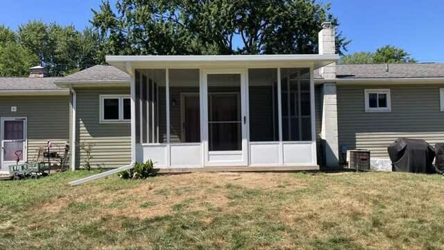 Sunroom in Conneaut, Ohio