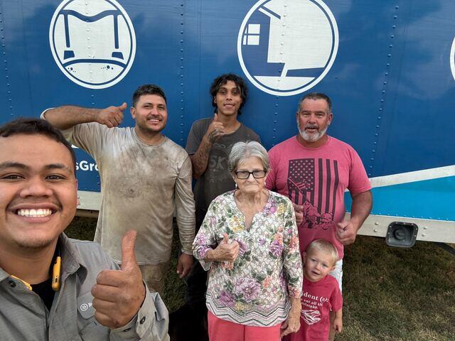 Rosa, Family, and Crew