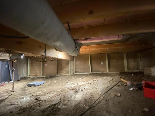 Crawl Space Debris Removal
