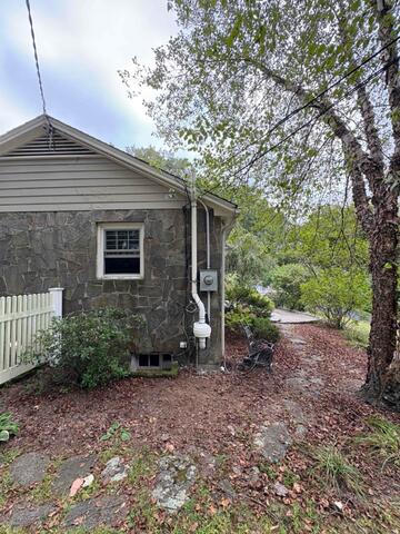 Wilton Radon Installation: 1950s Split-Level Home with Crawl Space