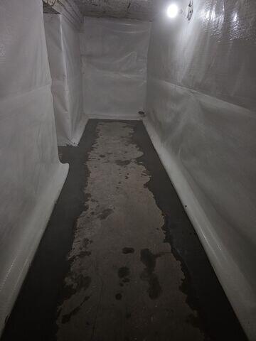 Basement (left side)