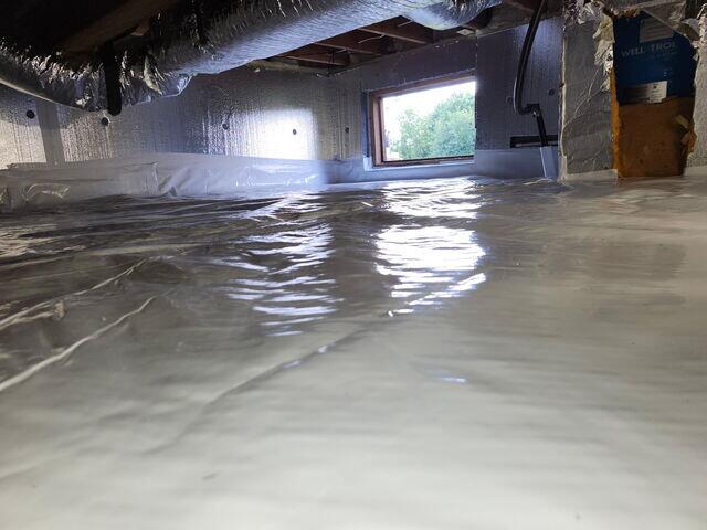 Fully Encapsulated Crawl Space