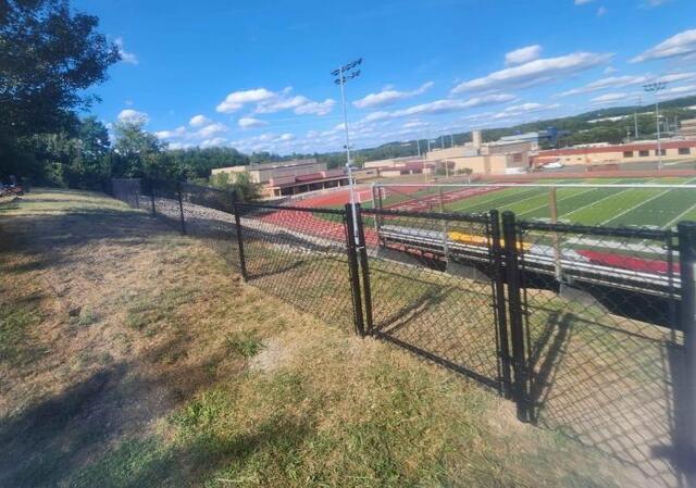 4' galvanized chain link fence.