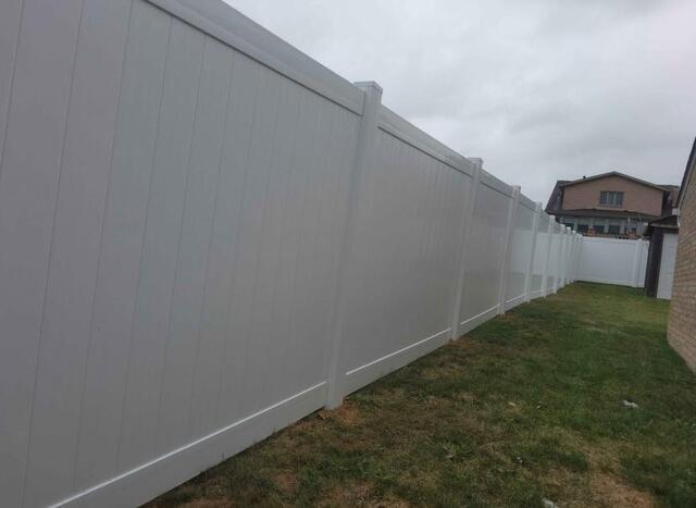 6' Acadia Privacy White Vinyl Fence/ 10' Wide Double Gate