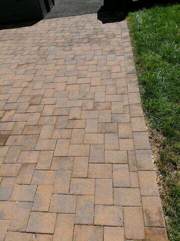Paver walkway after cleaning