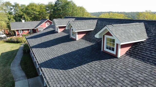 Roofing Contractor in Felicity, OH