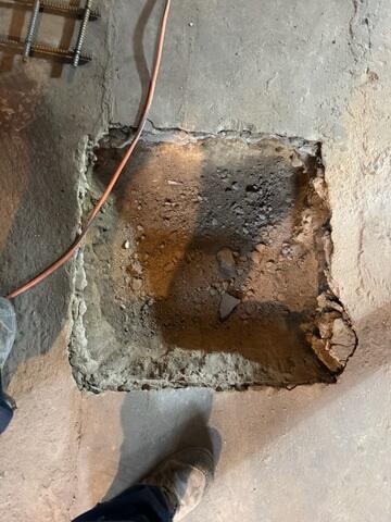 SmartJack Footing Concrete Removal