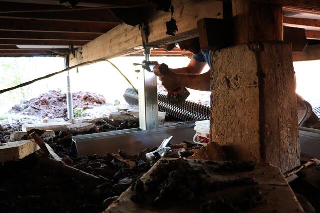 Nate Installing SmartJack® Support Post