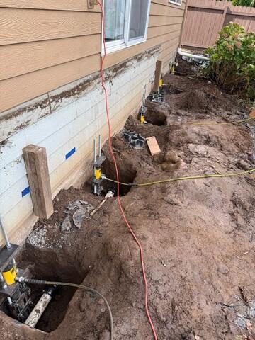 Attaching the Brackets and Lifting
