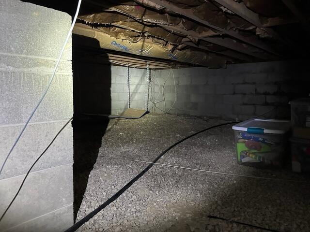 Crawl Space Before CleanSpace