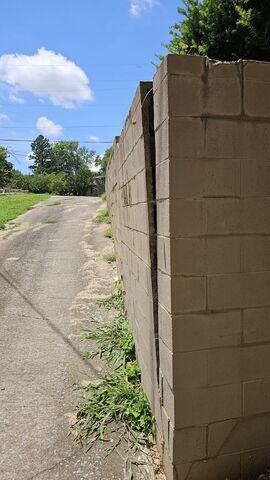 Leaning Retaining Wall