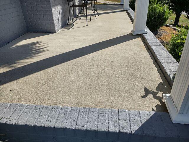 Sinking Porch in Richmond, KY