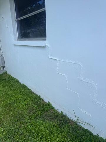 Stair-step Pattern Wall Cracks