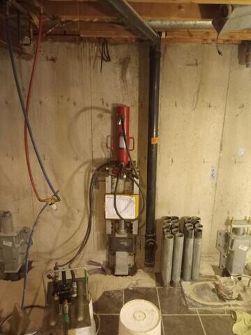 Drive stand and hydraulic cylinder
