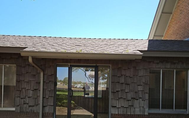 Side entry