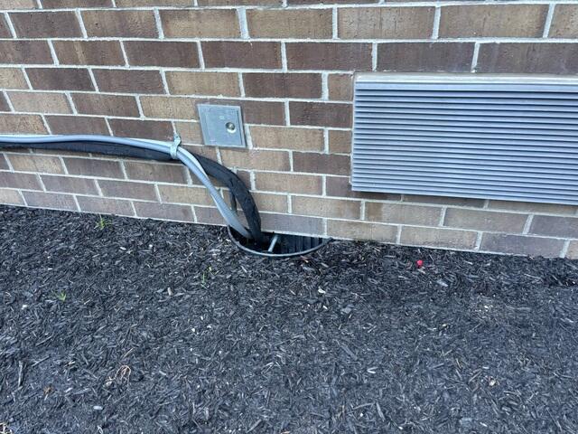 Open Crawl Space Vent