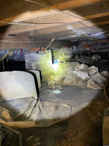 Crawl Space Water Seepage