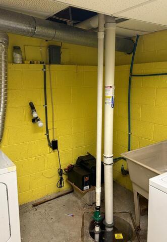 Interior Portion  and Sump Lid