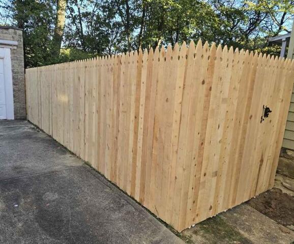 6' Privacy Natural Pressure Treated Wood/ (1) 4' gate with Wood / Wood Privacy pickets to be gothic top