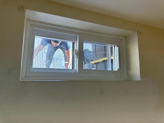 Everlast Window Insert