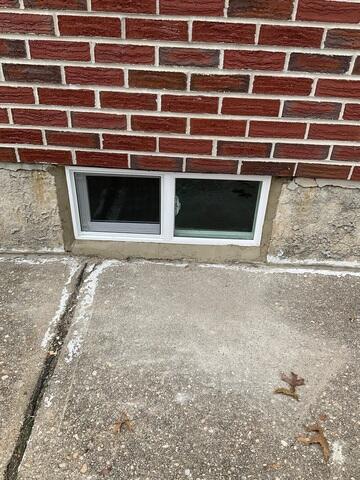 Everlast Window Insert