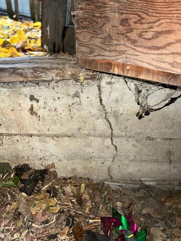 Foundation Wall Cracks