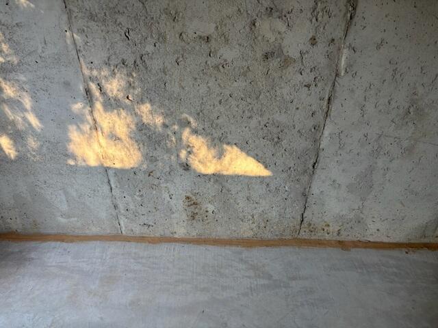 Fully Stabilized Garage