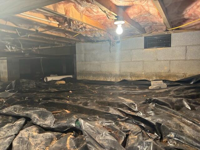 Block-High Water Lines in Wet Crawl Space