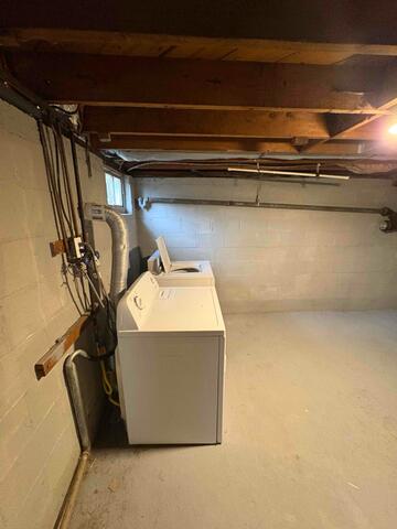 Small Cape Cod Layout with Simple Foundation Access