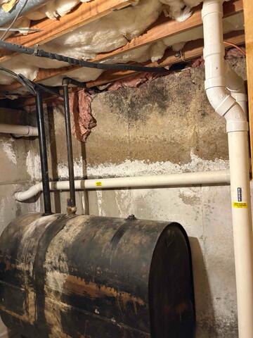 Multi-Foundation A-Frame with Gym and Wine Room Access