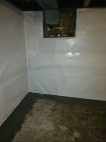 Water Vapor Free Space