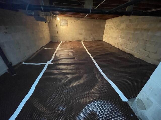 Installing Drainage Matting