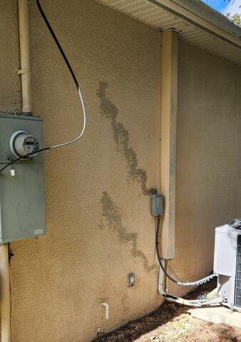 Exterior Wall Cracks