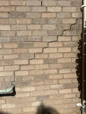 Foundation Settlement Symptom