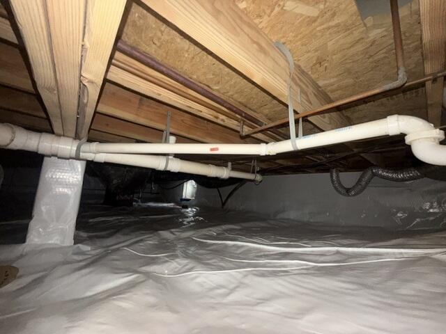 1294 Sq. Ft. Crawl Space Fully Encapsulated