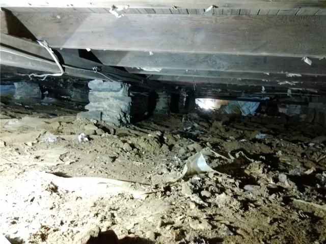 Vented Dirt Crawl Space
