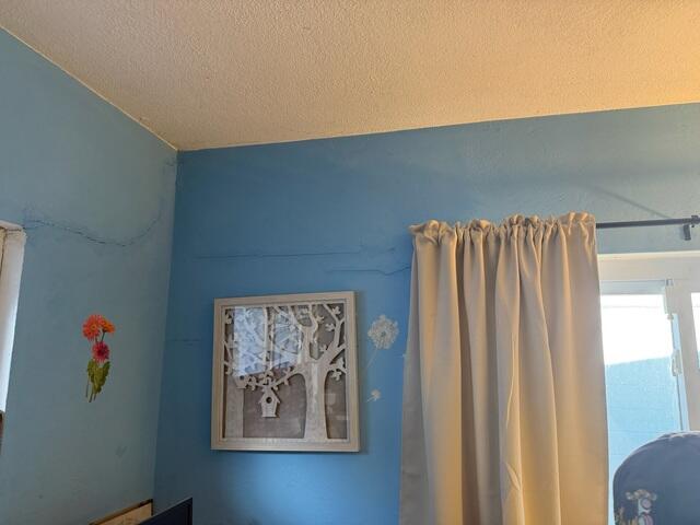 Interior Wall Cracks