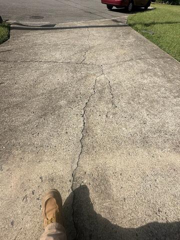 Cracked Driveway Concrete