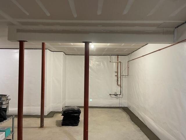 CleanSpace Along Walls